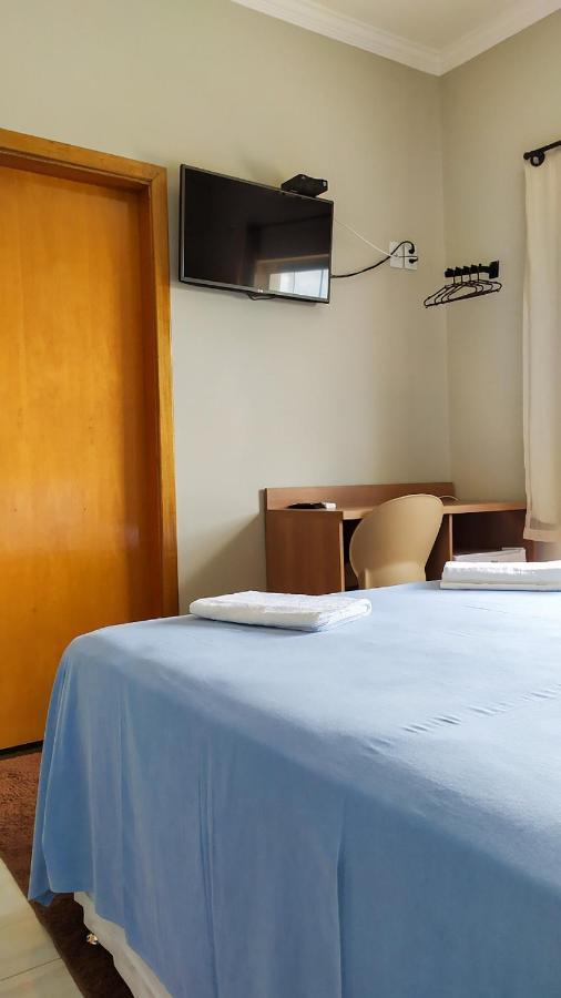 Pouso Oliveira Suites São João Batista do Glória Екстериор снимка